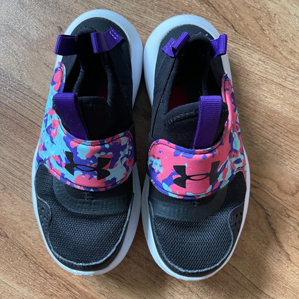 UNDER ARMOUR RUNPLAY CAMO SLIP ON KIDS SHOES - Picture 5 of 7